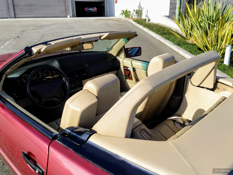 1992 Mercedes-Benz Sl300 in Vila Meã 6