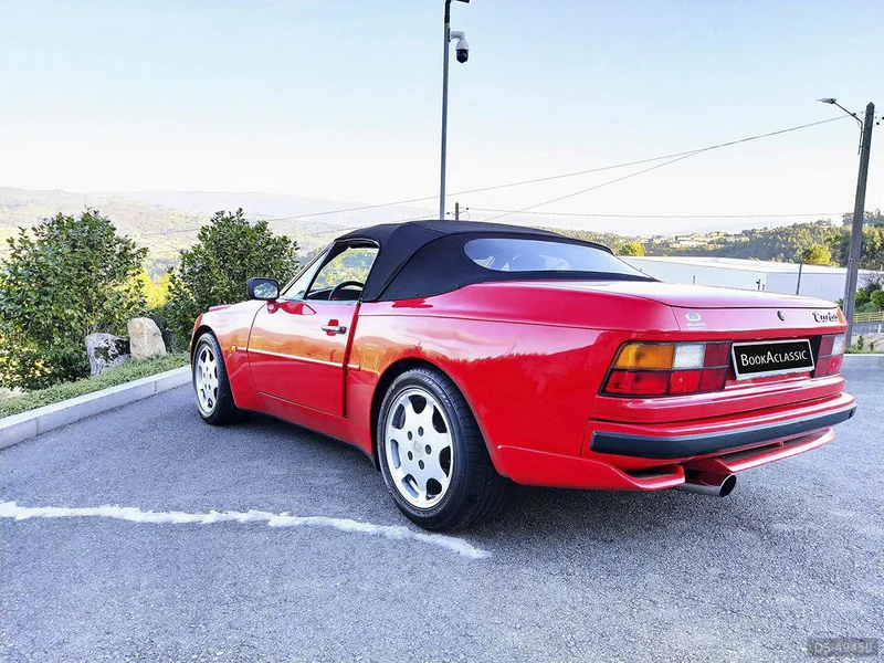 1991 Porsche 944 Turbo in Vila Meã 3