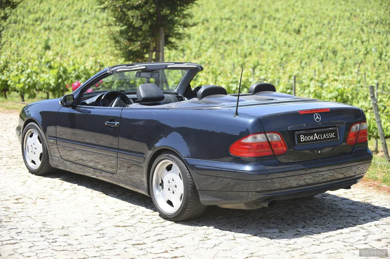 2000 Mercedes-Benz CLK 230 in Vila Meã 2