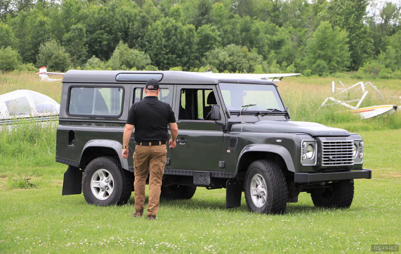 2007 Land Rover Defender 110 in Thornhill 8