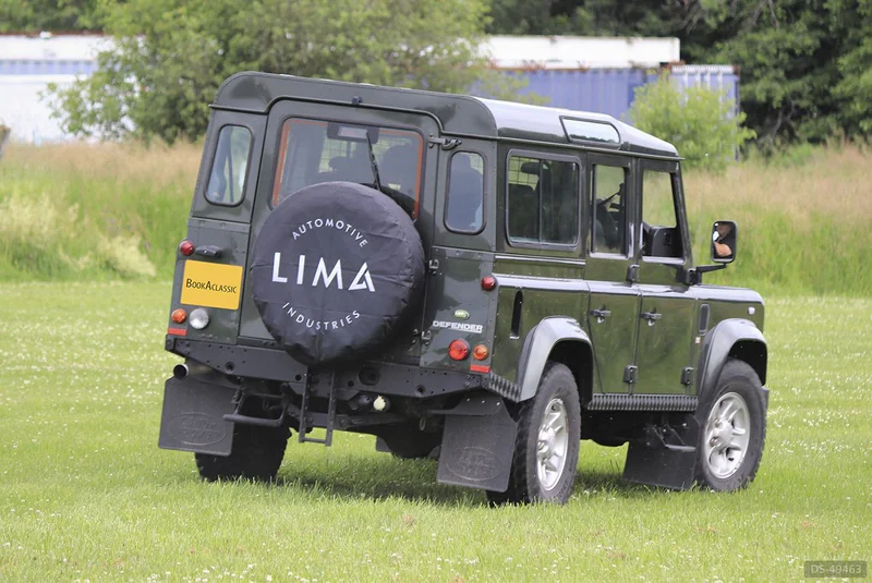 2007 Land Rover Defender 110 in Thornhill 3