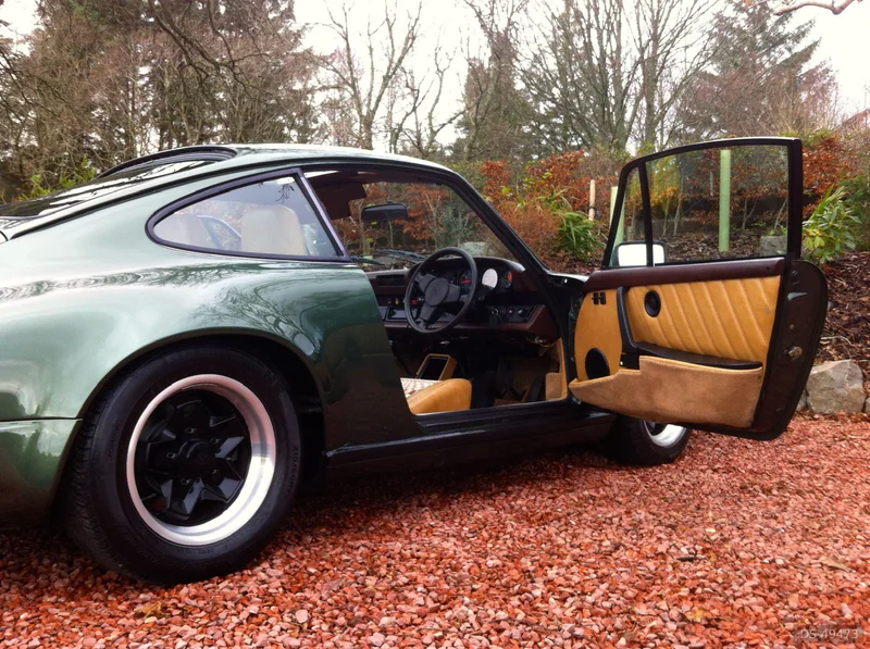 1979 Porsche 911sc in London 5