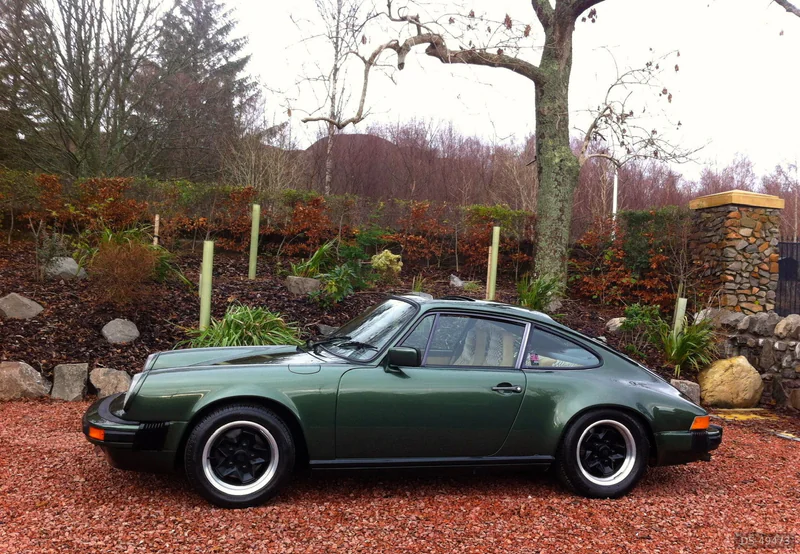 1979 Porsche 911sc in London 9