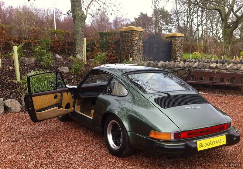1979 Porsche 911sc in London 4