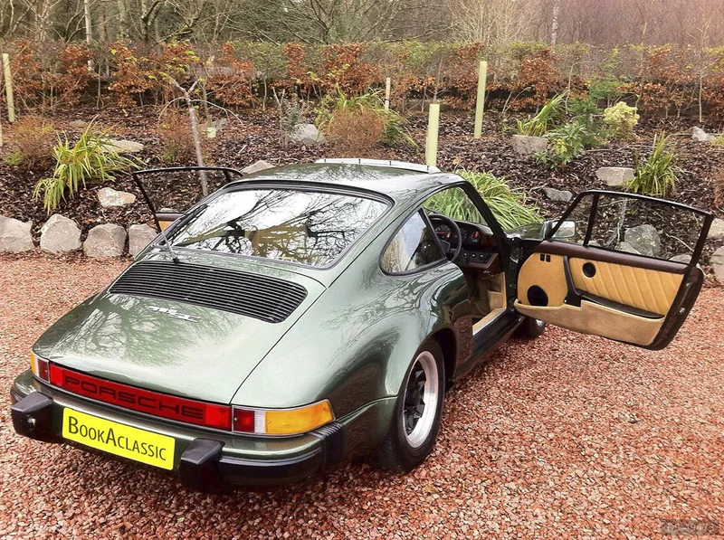 1979 Porsche 911sc in London 7
