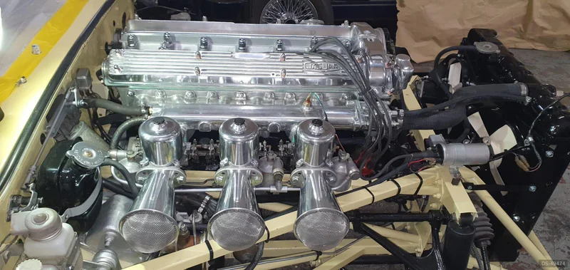 1970 Jaguar E-type in Hook 15