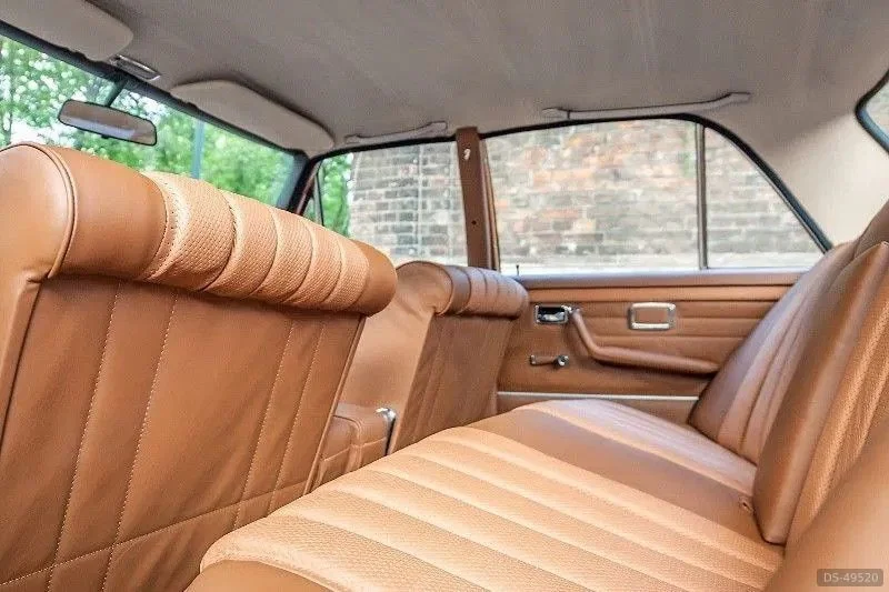 1970 Mercedes-Benz W108 in Warszawa 2