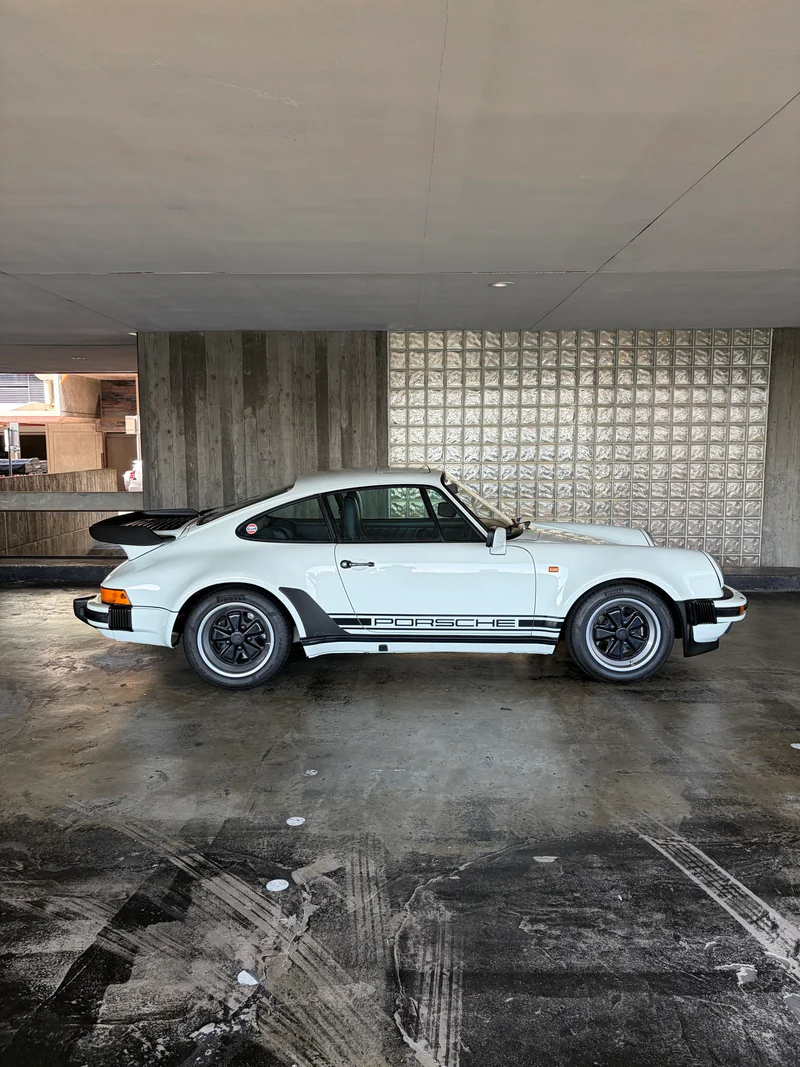 1986 Porsche 911 Supersport (Wide Body Turbo-look)