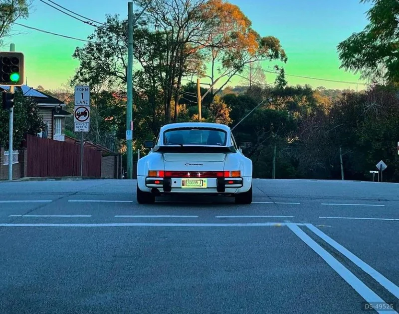1986 Porsche 911 Supersport (Wide Body Turbo-look) in Sydney 14