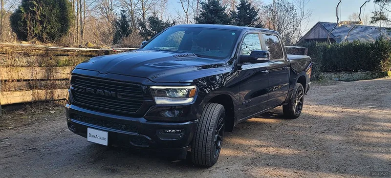 2022 Dodge Ram 1500 Hemi in Praha 9 3