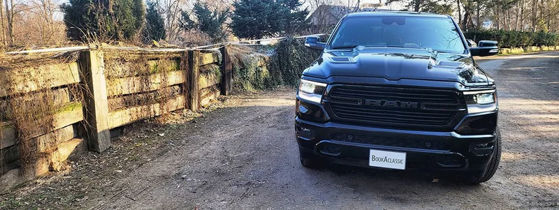 2022 Dodge Ram 1500 Hemi in Praha 9 4
