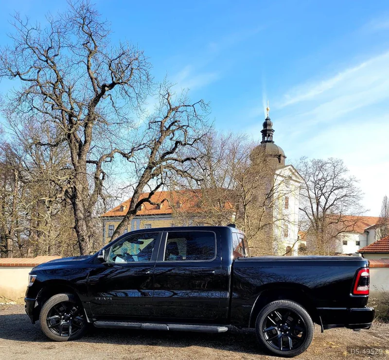 2022 Dodge Ram 1500  Hemi - Sport