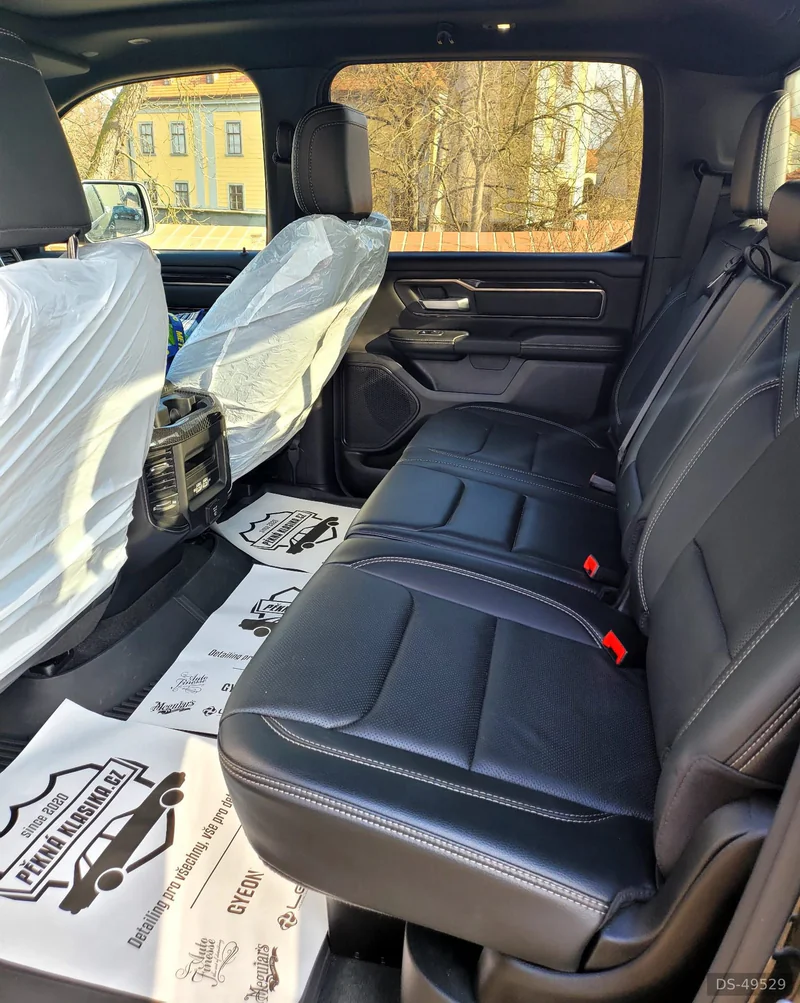 2022 Dodge Ram 1500  Hemi - Sport in Praha 9 6