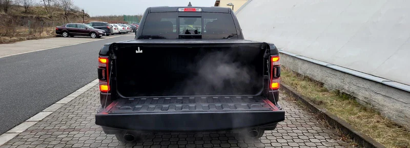 2022 Dodge Ram 1500  Hemi - Laramie Sport in Praha 9 8