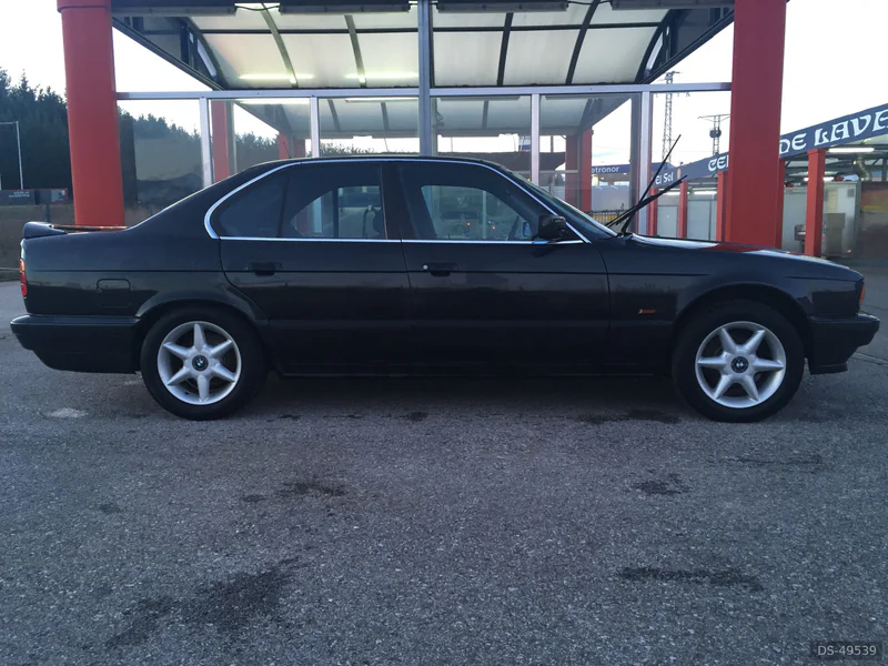 1994 BMW 525 Tds E34 in San Andrés De Montejos 8