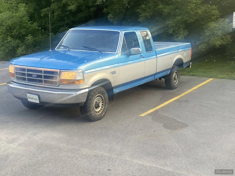 1992 Ford F150 Supercab in Oshawa 2