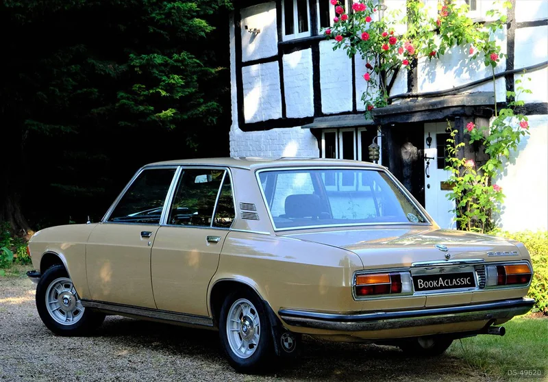1971 BMW 2800 in Uxbridge 2