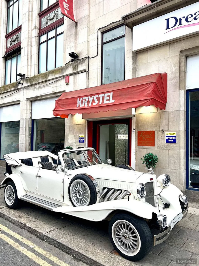 1930 Beauford 1930' Style in London 4