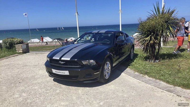2011 Ford Mustang Coupé in Elbeuf 4