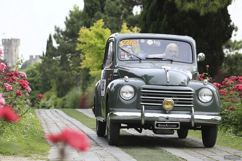 1951 Fiat 500 C Topolino in Roma 5