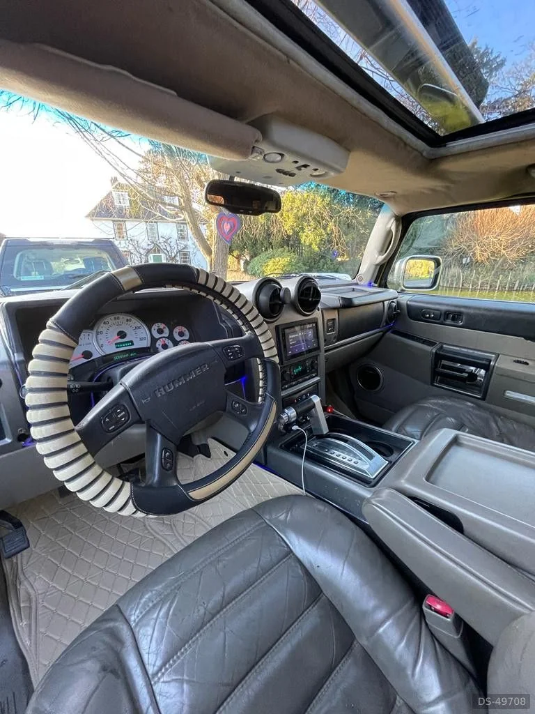 2003 Hummer H2 in London 8