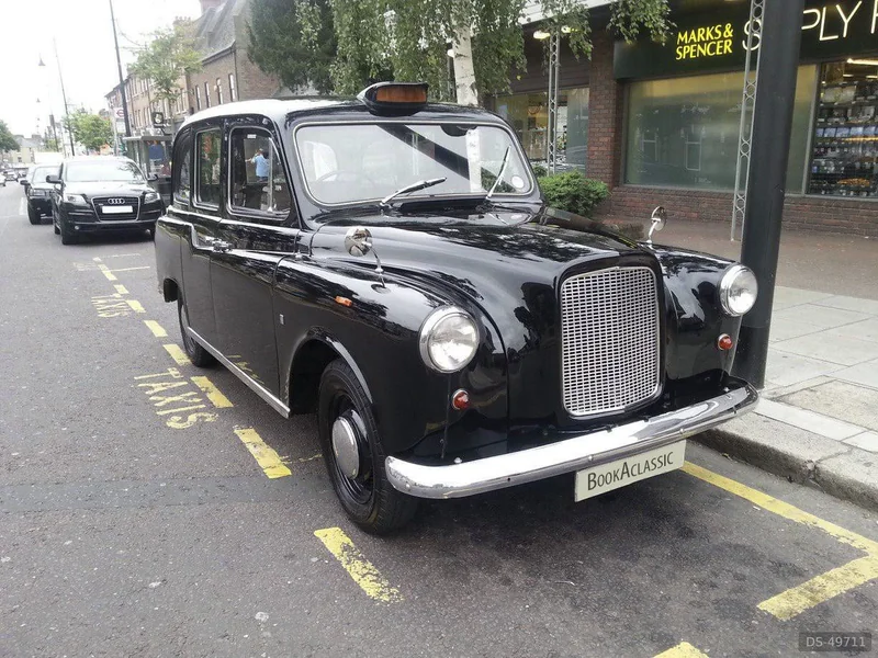 1974 Austin Fx4 Taxi in London 5