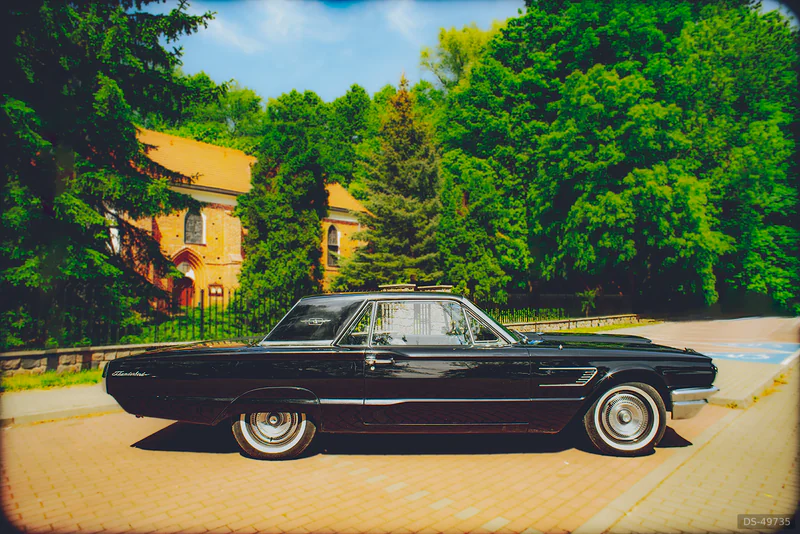 1965 Ford Thunderbird in Toruń 2