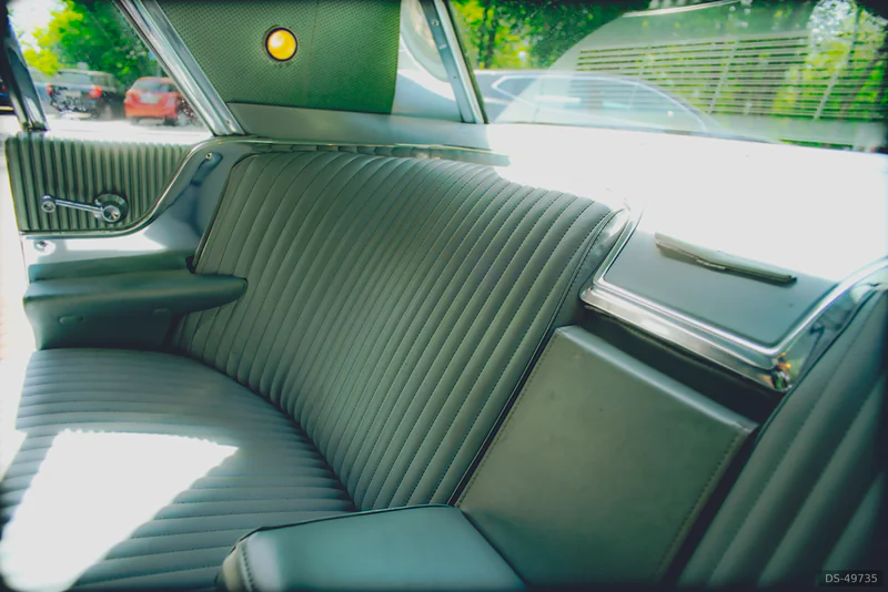 1965 Ford Thunderbird in Toruń 7
