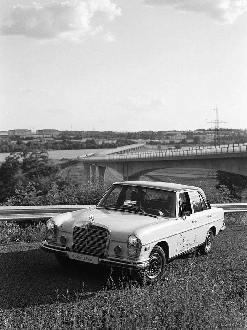 1969 Mercedes-Benz 280 Se in Plzeň 8