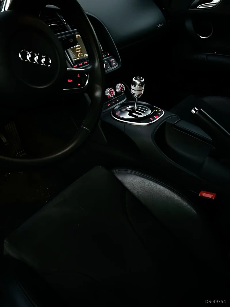 2011 Audi R8 in Varese 3