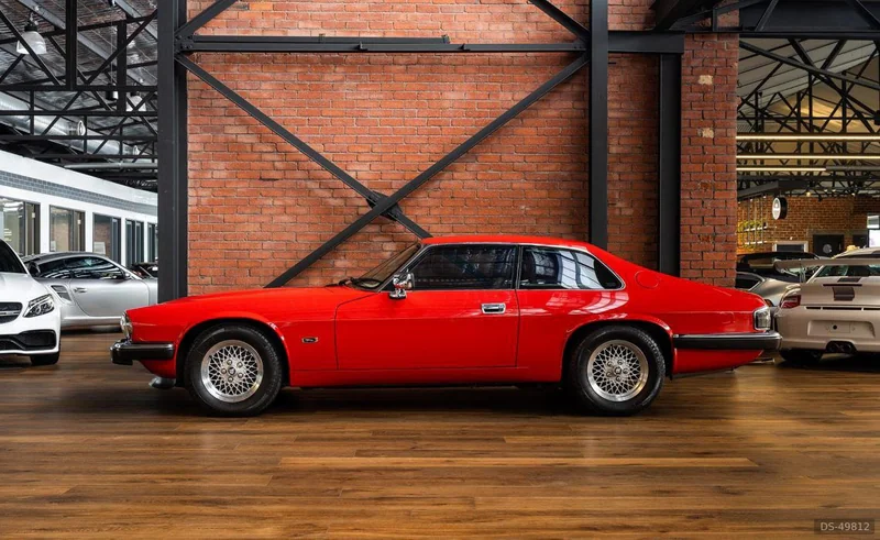 1992 Jaguar Xjs in Balmain 2