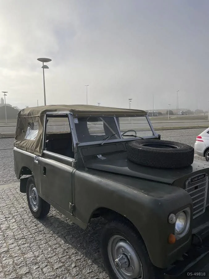 1974 Land Rover Serie Iii in Porto 4