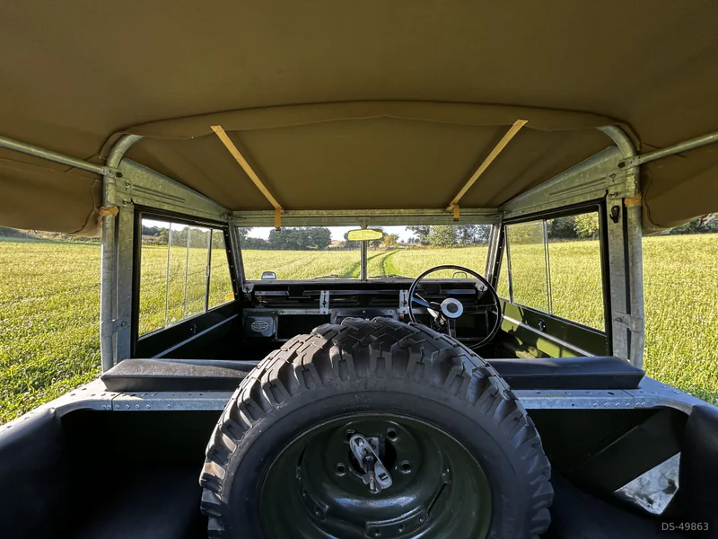 1967 Land Rover Series 2a in Newbury 5