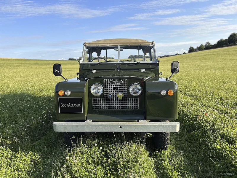 1967 Land Rover Series 2a in Newbury 10