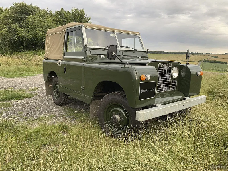1967 Land Rover Series 2a in Newbury 9