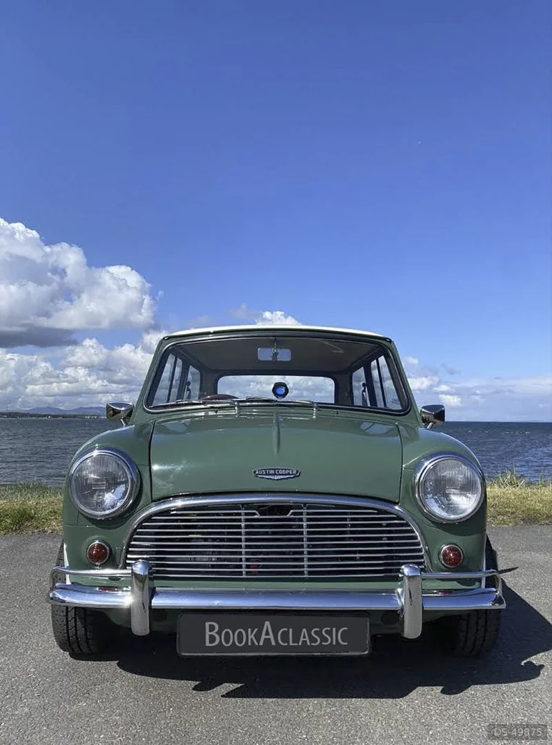 1964 Austin Mini in Edinburgh 6