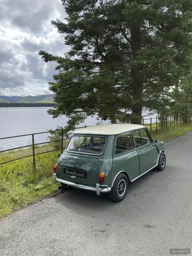 1964 Austin Mini in Edinburgh 8