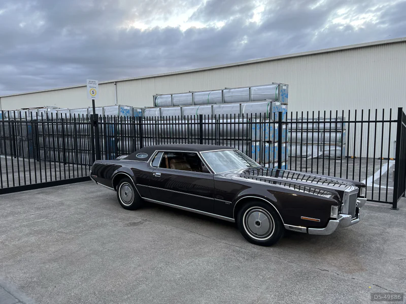 1972 Lincoln Continental Mark IV in Auckland 7