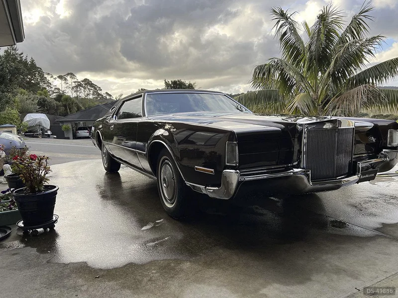 1972 Lincoln Continental Mark IV in Auckland 3