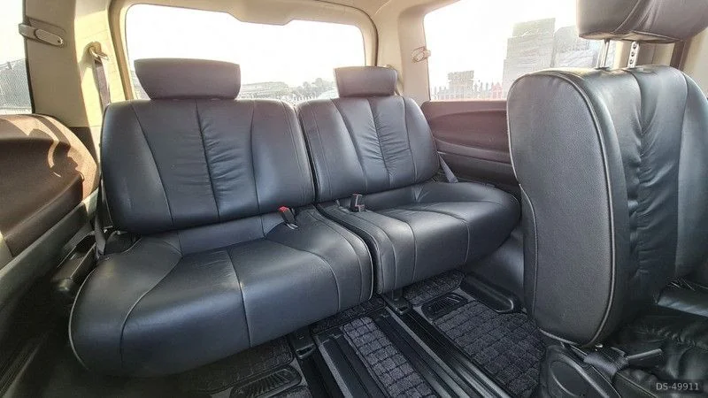 2008 Nissan Elgrand in Larkhall 7