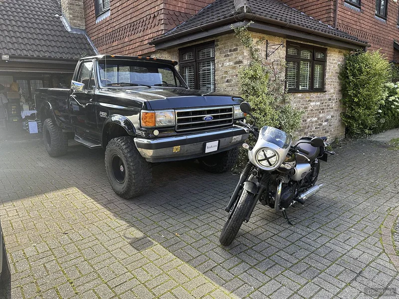 1990 Ford F150 in Godalming 7