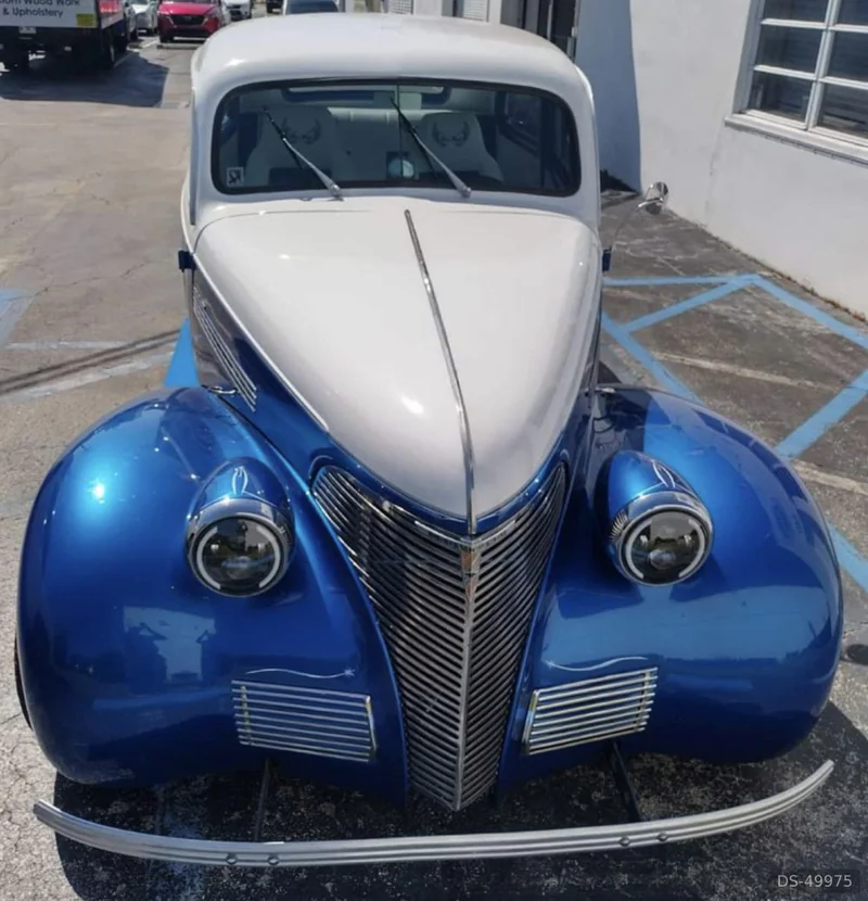 1939 Chevrolet Sedan Deluxe in Miami 2