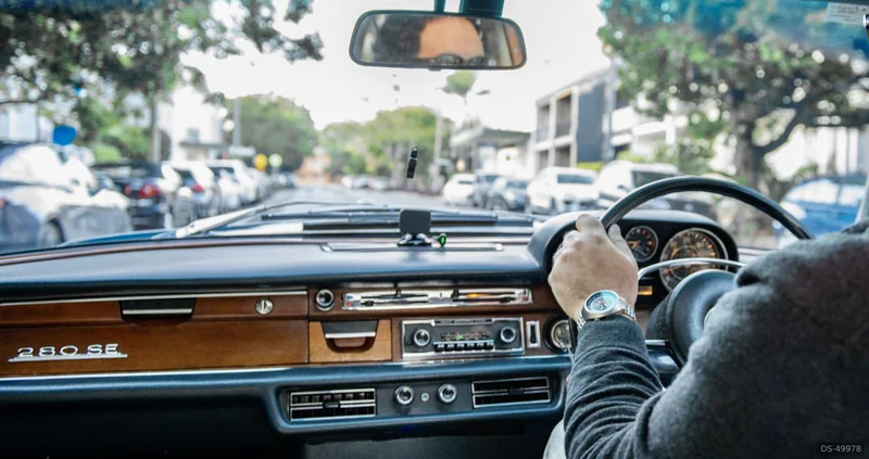 1972 Mercedes-Benz 280SE 3.5 in Sydney 7