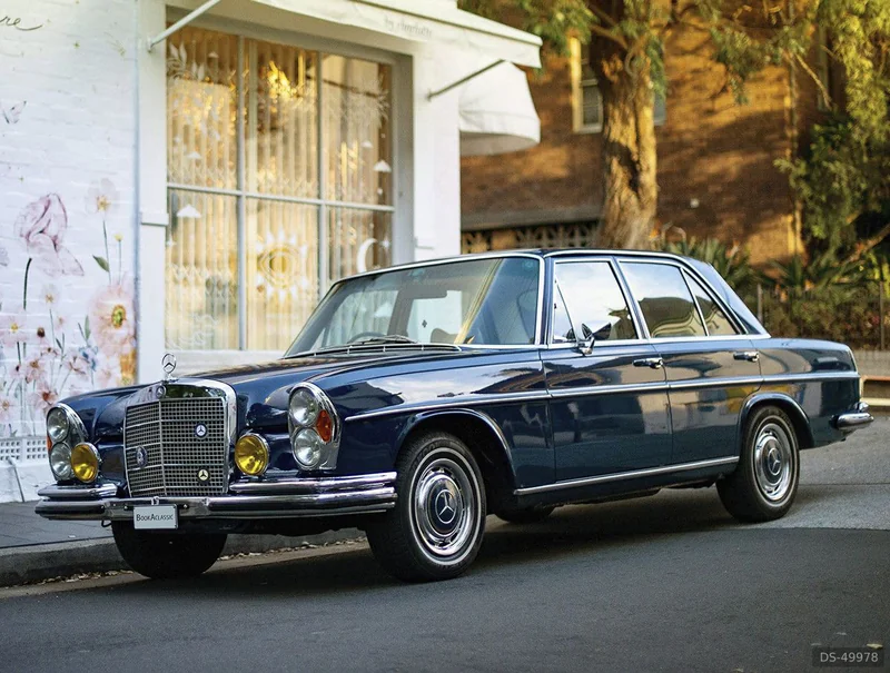 1972 Mercedes-Benz 280SE 3.5 in Sydney 2