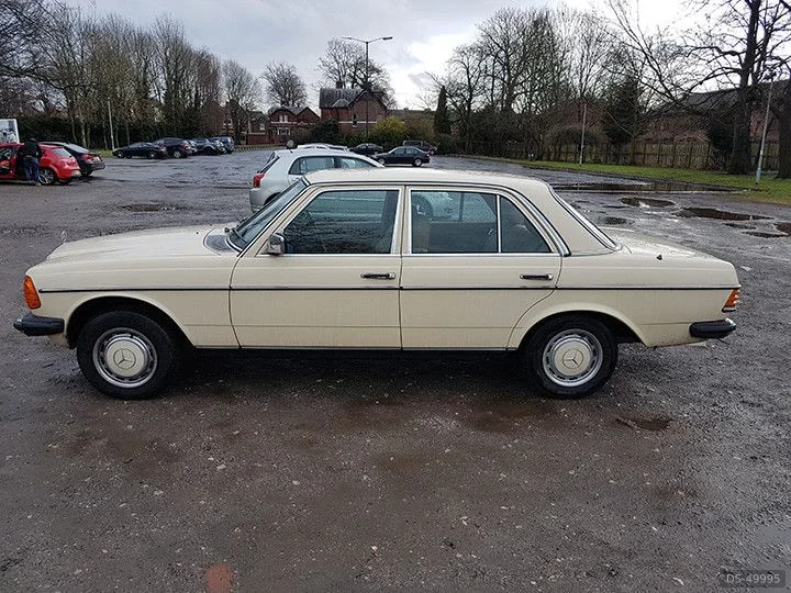 1981 Mercedes-Benz 230e in Manchester 2