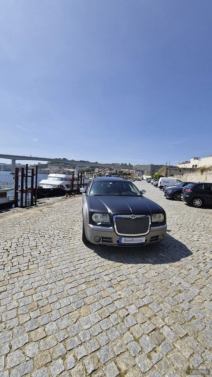 2006 Chrysler 300c in Ermesinde 7