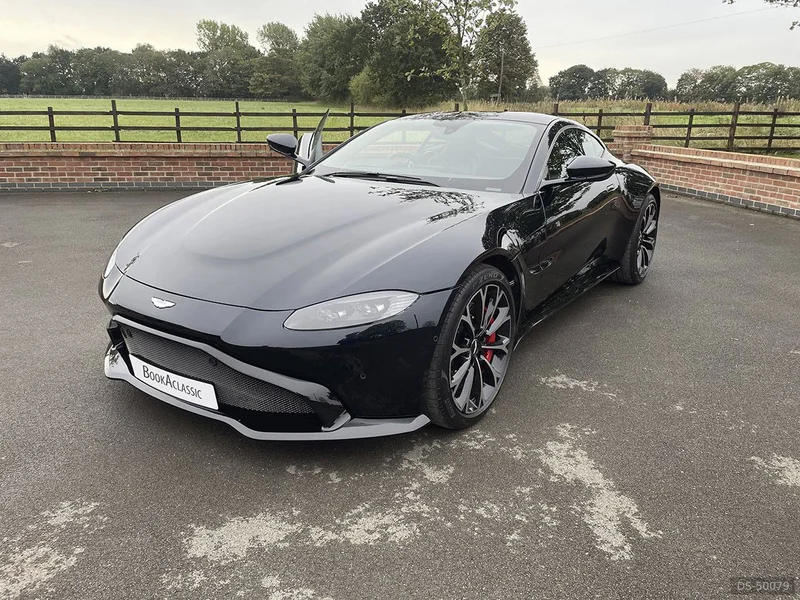 2018 Aston Martin V8 Vantage in Leicestershire 6