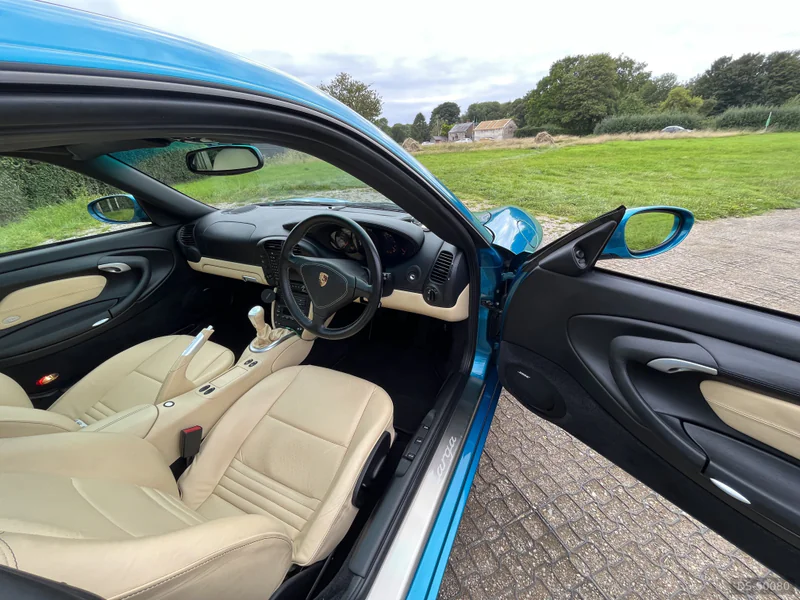 2003 Porsche 911 - 996 in Dunstable 10