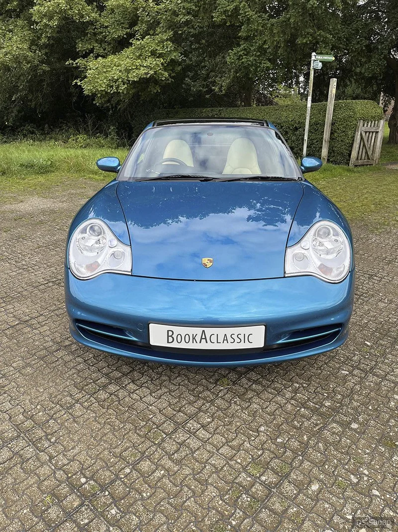 2003 Porsche 911 - 996 in Dunstable 8