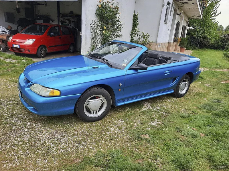 1995 Ford Mustang 3.8 V6 Cabrio in Zagarolo 3